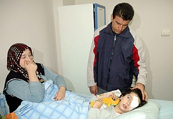 Otistik kızı kör eden taraftar tutuklandı