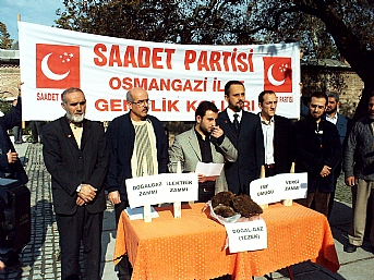SP'den doğalgaz zammına tezekli protesto