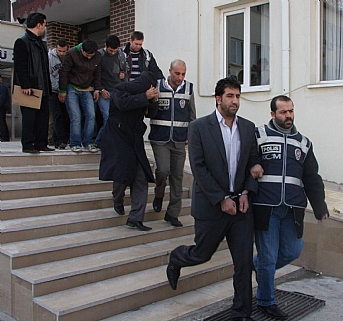 TL çıktı, YTL'nin sahtesi ucuzladı
